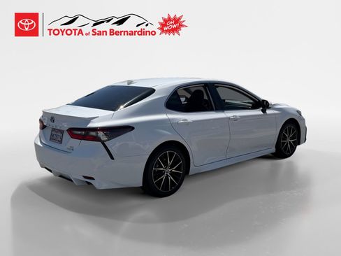 Certified 2024 Toyota Camry SE w/ Audio Upgrade Package FWD image 5