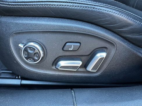 Used 2017 Audi S7 Prestige w/ S7 Sport Package image 38