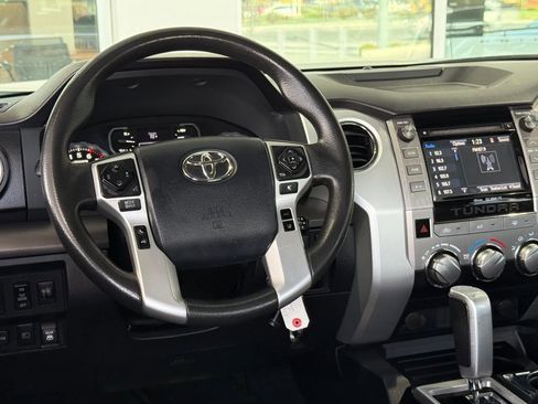 Used 2019 Toyota Tundra SR5 w/ SR5 Upgrade Package image 28