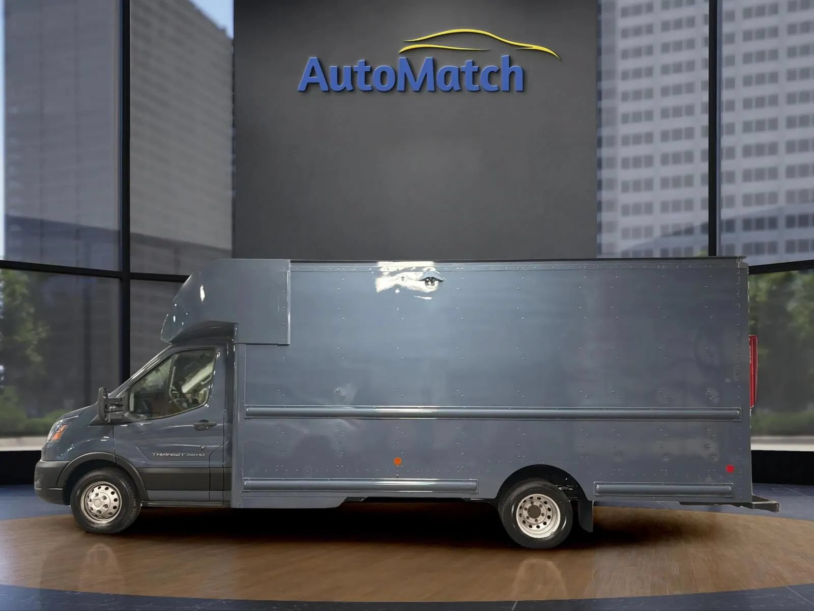Used 2021 Ford Transit 350 DRW RWD image 6