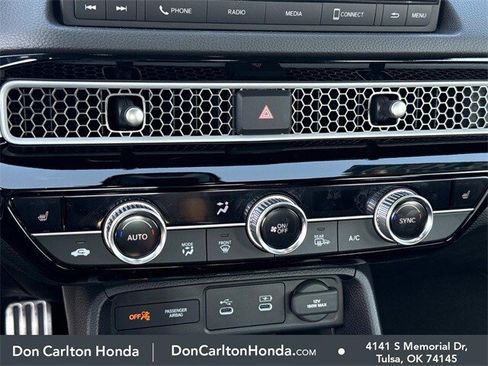 Certified 2025 Honda Civic Sport image 21