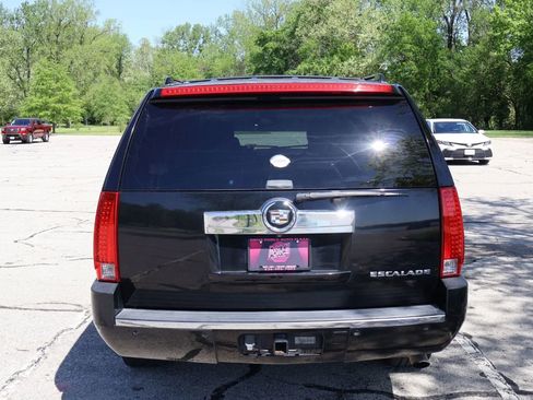 Used 2008 Cadillac Escalade ESV AWD image 6