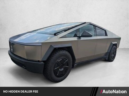 Used 2024 Tesla Cybertruck AWD Crew Cab image 1