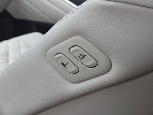 Used 2024 Genesis GV80 3.5T AWD/4WD image 18