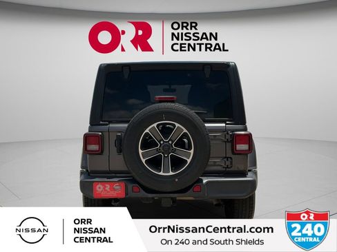 Used 2023 Jeep Wrangler Unlimited Sahara AWD/4WD image 6
