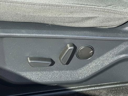 Certified 2022 Ford F150 XLT w/ Equipment Group 302A High image 21