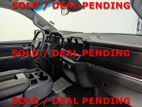 Used 2025 GMC Sierra 1500 Elevation AWD/4WD image 17