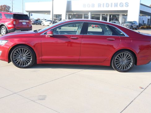 Used 2017 Lincoln MKZ Reserve image 8