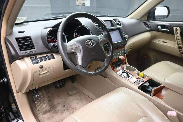 Used 2009 Toyota Highlander Limited w/ Extra Value Pkg 8 FWD image 19