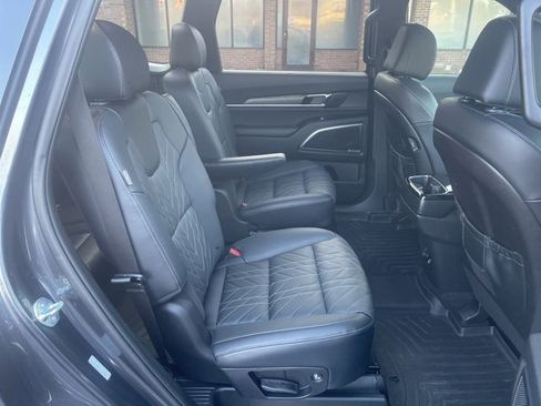 Used 2024 Kia Telluride SX Prestige X-Pro image 18