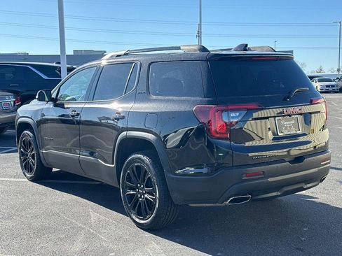 Used 2022 GMC Acadia SLE w/ Elevation Edition image 8