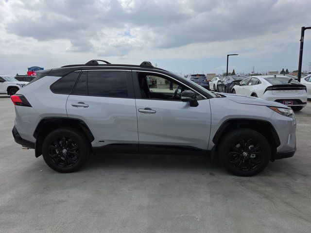 Used 2025 Toyota RAV4 XSE w/ Weather Package AWD/4WD image 4