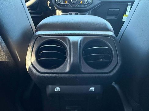 New 2026 Jeep Wrangler Unlimited Rubicon image 20