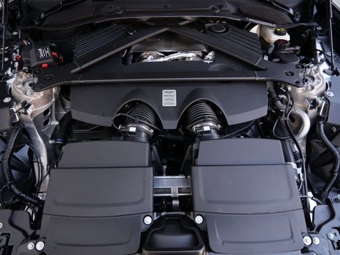 New 2026 Aston Martin V8 Vantage Convertible image 25