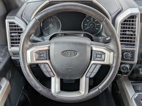 Used 2016 Ford F150 Lariat image 21
