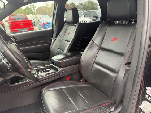 Used 2023 Dodge Durango GT image 13