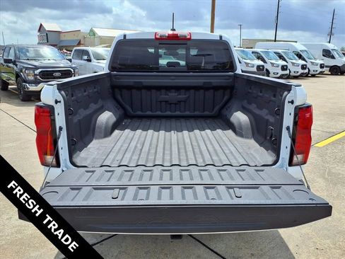 Used 2025 Chevrolet Colorado Z71 w/ Technology Package image 29