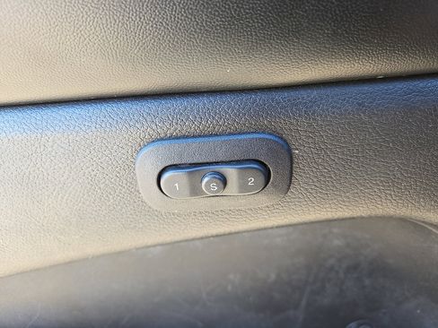 Used 2021 Jeep Grand Cherokee Limited w/ Luxury Group II image 13