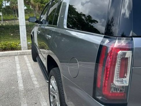 Used 2020 GMC Yukon Denali RWD image 4