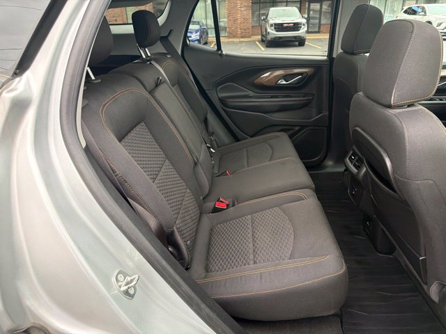 Used 2018 GMC Terrain SLE w/ Driver Convenience Package FWD image 17