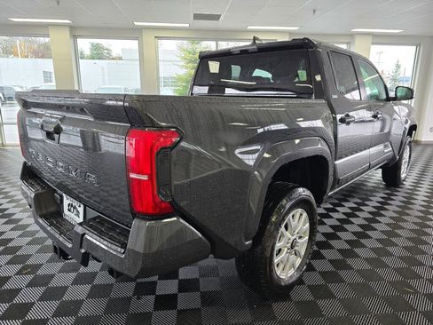 New 2025 Toyota Tacoma SR5 image 3