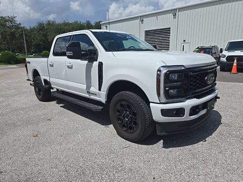 Used 2025 Ford F250 Lariat w/ Black Appearance Package AWD/4WD image 2