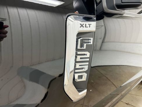 Used 2017 Ford F250 XLT w/ XLT Value Package AWD/4WD image 24