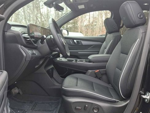 Used 2026 Buick Enclave Sport Touring w/ Power Package image 16