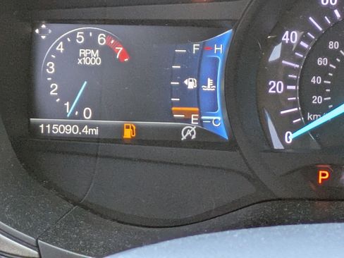 Used 2018 Ford Fusion SE w/ Fusion SE Technology Package image 20