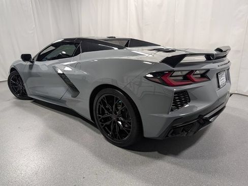 Used 2024 Chevrolet Corvette Stingray Premium Conv w/ Z51 Performance Package RWD image 5