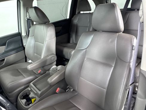Used 2014 Honda Odyssey EX-L image 14