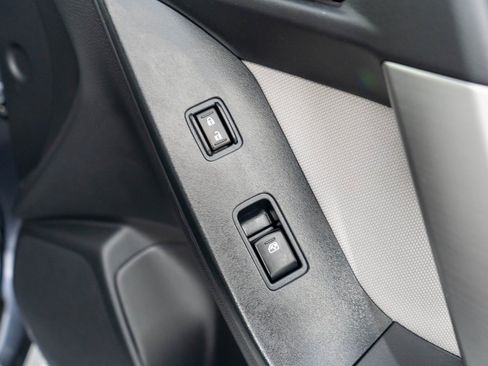 Used 2015 Subaru Forester 2.5i Premium w/ All-Weather Package image 9