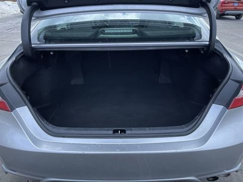 Used 2019 Toyota Camry SE image 23