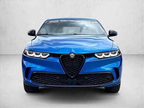 Used 2025 Alfa Romeo Tonale AWD/4WD image 3