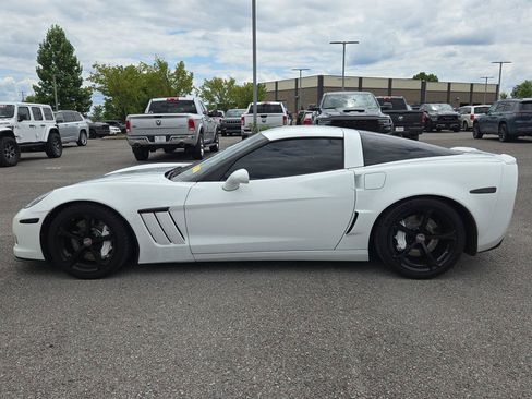 Used 2013 Chevrolet Corvette Grand Sport w/ 4LT Preferred Equipment Group RWD image 4