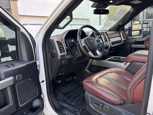 Used 2020 Ford F350 Platinum image 19
