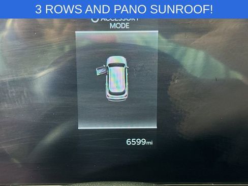 Used 2025 Kia Sorento S w/ Panoramic Sunroof Package image 12