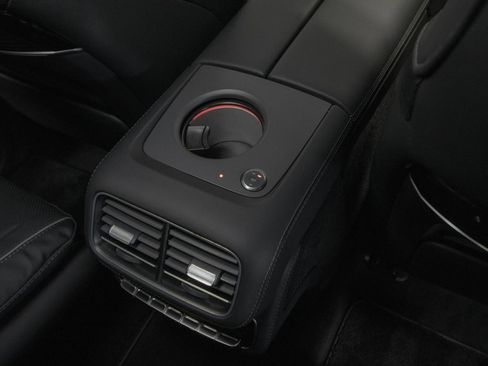 Used 2026 Mercedes-Benz Maybach GLS 600 image 75