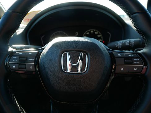 Used 2024 Honda Civic Sport image 25
