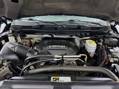 Used 2016 RAM 2500 Tradesman w/ Chrome Appearance Group image 27