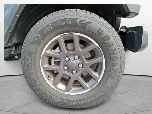 Used 2021 Jeep Gladiator Overland w/ Popular Equipment Package AWD/4WD image 7