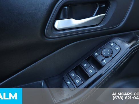 Used 2024 Nissan Rogue SV image 16