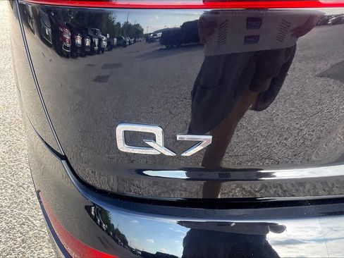 Used 2019 Audi Q7 3.0T Prestige AWD/4WD image 31