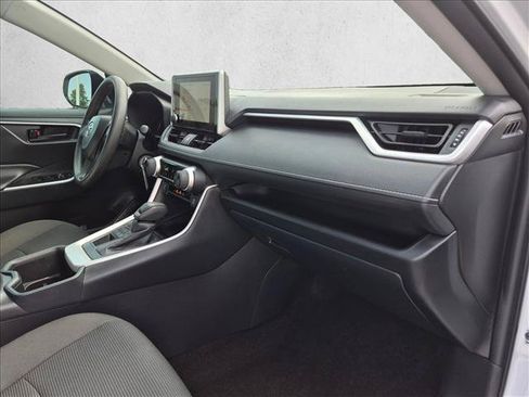 Certified 2025 Toyota RAV4 LE AWD/4WD image 19
