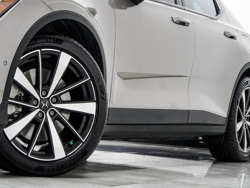Used 2022 Polestar Polestar 2 w/ Plus Package AWD/4WD image 3