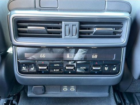 Used 2025 Lexus LX 600 4WD w/ Accessory Package (2T) image 24