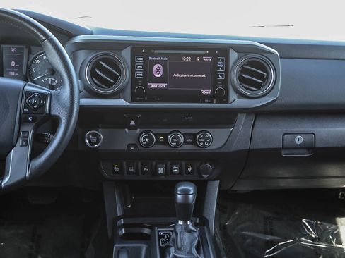 Certified 2019 Toyota Tacoma TRD Sport w/ Technology Package image 13