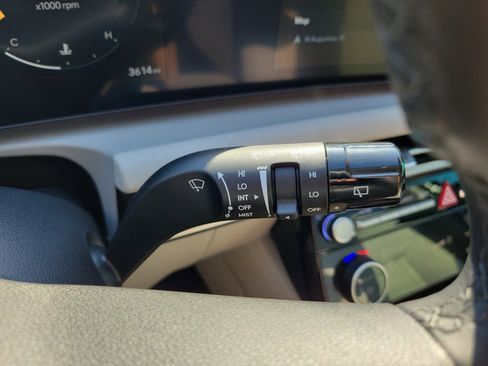 Used 2025 Hyundai Tucson SEL image 32