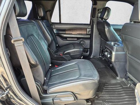 Used 2018 Ford Expedition Limited w/ Driver Assistance Package AWD/4WD image 20
