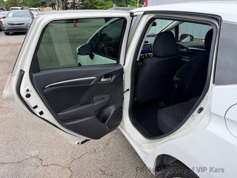 Used 2017 Honda Fit LX image 10